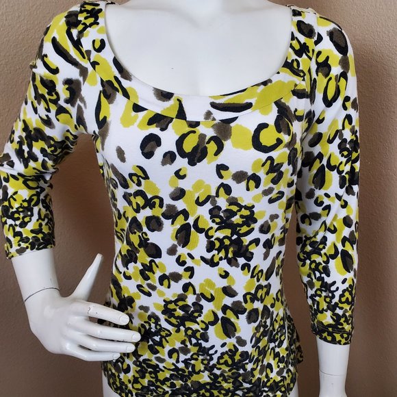 ST.JOHN Yellow Label 3/4 Sleeved Scoop Neck Top~Size M - Picture 1 of 8